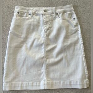 Talbots White Denim Skirt Size 2 NWT A-Line Stretch Summer Preppy Classic